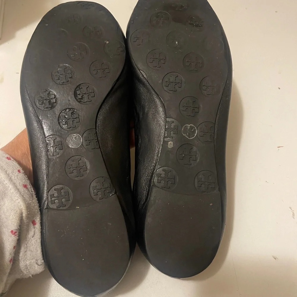 Tory Burch Shoes | Tory Burch Reva
Black Ballet Flats Logo Metal - Picture 14 of 14